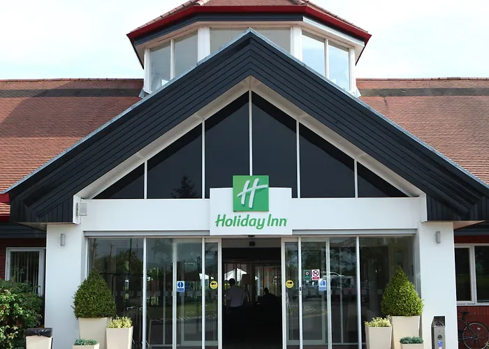 Boutique hotel only: Holiday Inn Aylesbury By Ihg